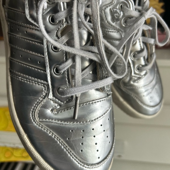 adidas Metallic Silver Athletic Shoes Size Men’s 7 - Picture 5 of 13